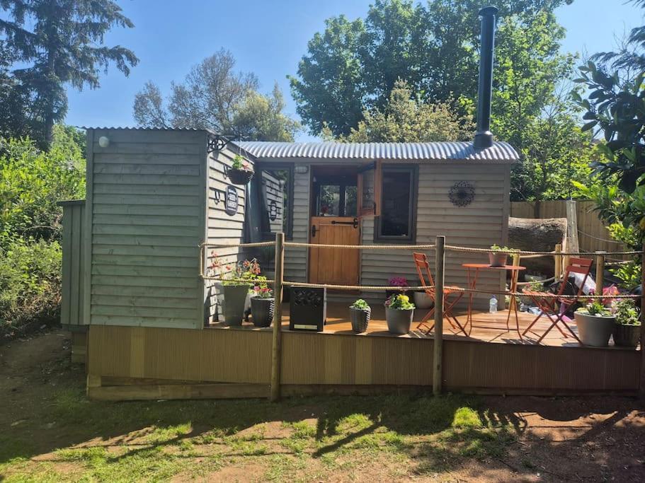 Spinney Retreats - 2 X Unique Shepherds Huts Dog Friendly 北安普敦 外观 照片